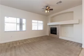 Photo #2: 2090007 Listing