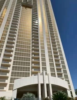 Photo #2: 2090052 Listing 