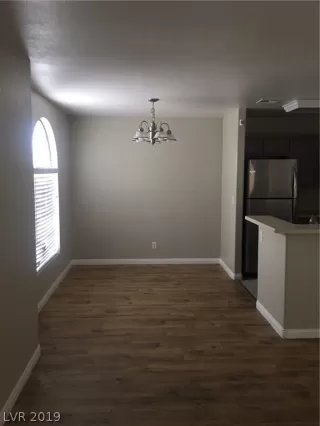 Photo #2: 2090055 Listing