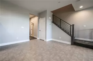 Photo #4: 2090137 Listing 