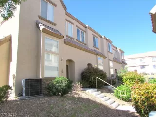 Photo #1: 2090216 Listing 