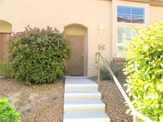 Photo #2: 2090216 Listing 