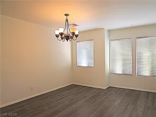 Photo #3: 2090216 Listing 