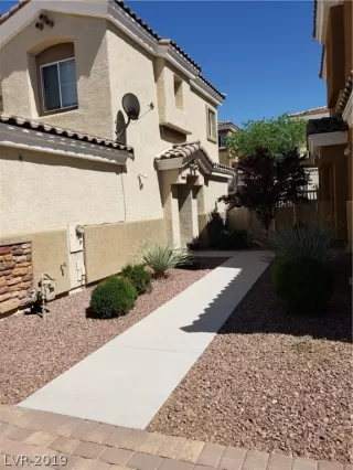 Photo #2: 2090222 Listing