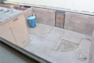 Photo #4: 2090230 Listing 