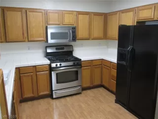 Photo #3: 2090233 Listing 