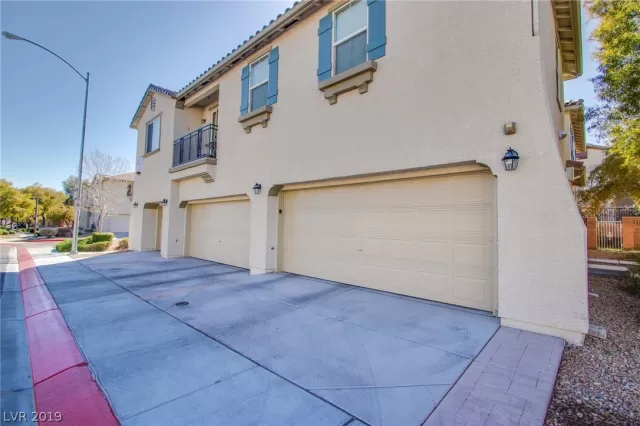 MLS: 2090243 Condo For Sale