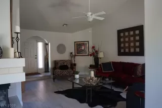 Photo #2: 2090246 Listing 