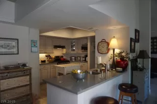 Photo #4: 2090246 Listing 