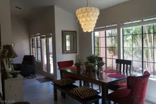 Photo #5: 2090246 Listing 