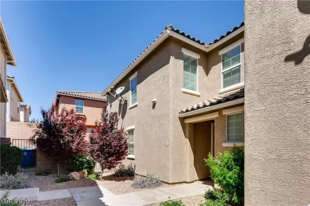 MLS: 2090247 Condo For Sale