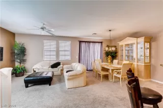 Photo #3: 2090247 Listing