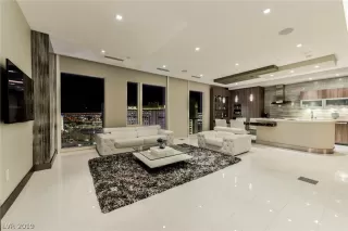 Photo #2: 2090263 Listing 
