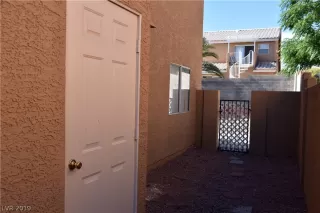 Photo #2: 2090293 Listing