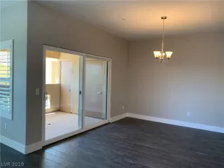 Photo #3: 2090326 Listing