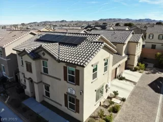 Photo #1: 2090448 Listing 