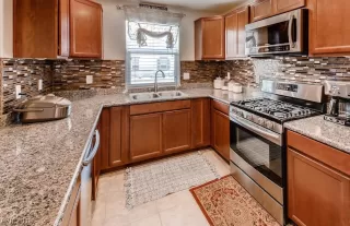 Photo #2: 2090448 Listing 