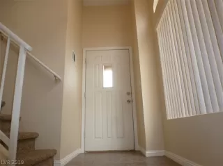 Photo #1: 2090475 Listing 