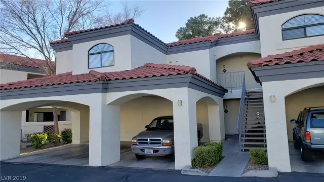 MLS: 2090489 Condo For Sale