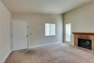 Photo #3: 2090497 Listing 