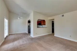 Photo #6: 2090497 Listing 