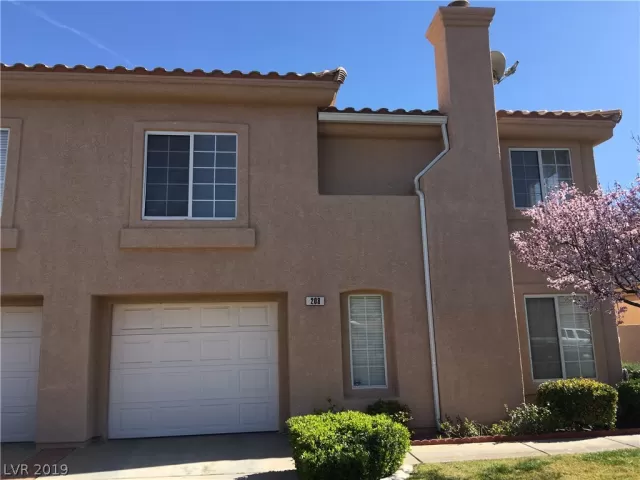 MLS: 2090499 Condo For Sale