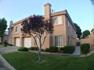 Photo #1: 2090499 Listing