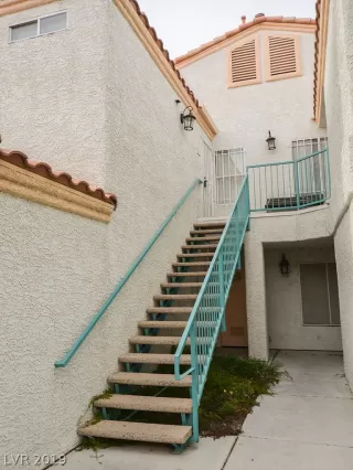 Photo #2: 2090520 Listing 