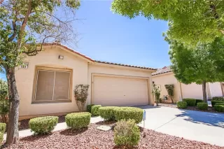 Photo #2: 2090670 Listing 