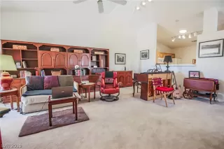 Photo #3: 2090670 Listing 