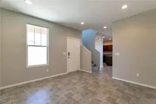 Photo #2: 2090715 Listing