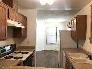 Photo #3: 2090744 Listing 