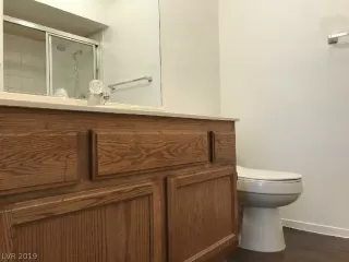 Photo #5: 2090744 Listing 