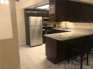 Photo #2: 2090747 Listing