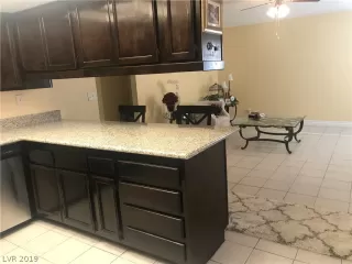 Photo #4: 2090747 Listing