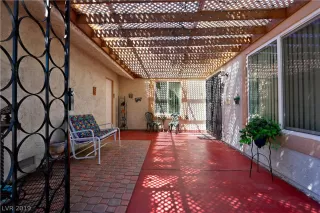 Photo #1: 2090834 Listing