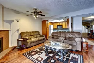 Photo #5: 2090834 Listing