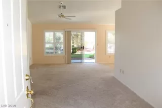 Photo #4: 2090861 Listing