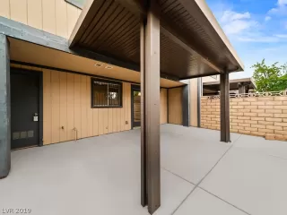 Photo #2: 2090885 Listing