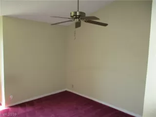 Photo #6: 2090974 Listing