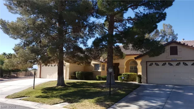 MLS: 2090976 Condo For Sale