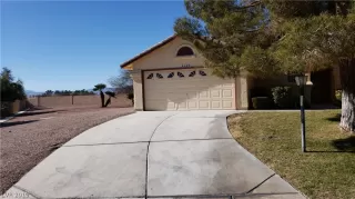 Photo #1: 2090976 Listing