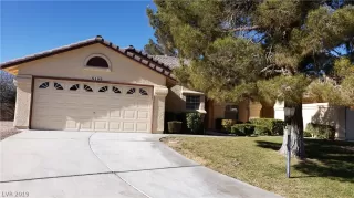 Photo #2: 2090976 Listing