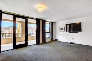 Photo #2: 2091032 Listing 