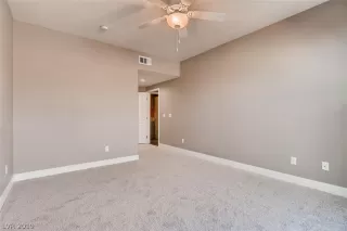 Photo #5: 2091038 Listing 