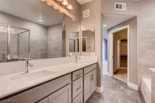 Photo #6: 2091038 Listing 