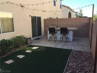 Photo #1: 2091078 Listing 