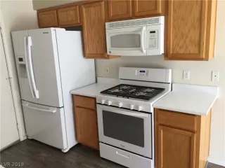 Photo #2: 2091078 Listing 