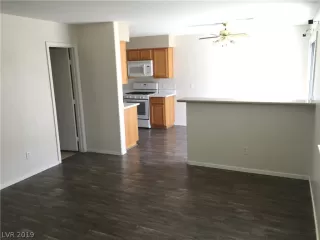 Photo #4: 2091078 Listing 