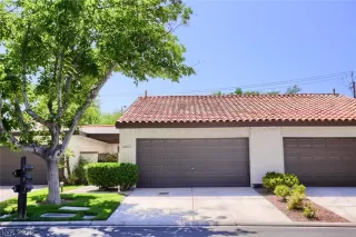 Photo #1: 2091098 Listing 